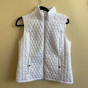 White light puffy vest from Black Rivet
